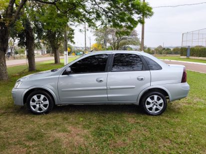 Chevrolet Corsa Premium 2010