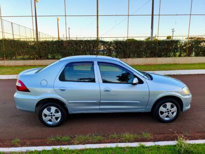 Chevrolet Prisma  2012