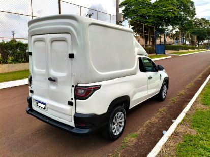 Fiat Strada Endurence com Baú 2023