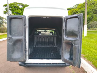 Fiat Strada Endurence com Baú 2023