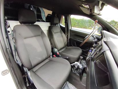 Fiat Strada Endurence com Baú 2023