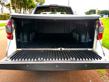 Chevrolet Montana Ls 2017