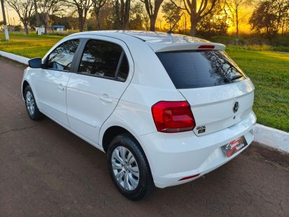 Volkswagen Gol  2017