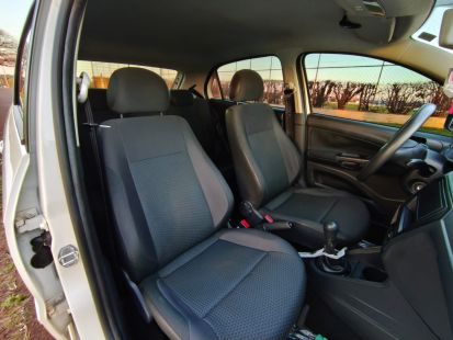 Volkswagen Gol  2017